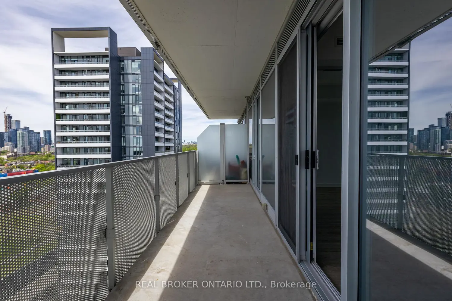 Additional image 15 of 20 Tubman Avenue 2202