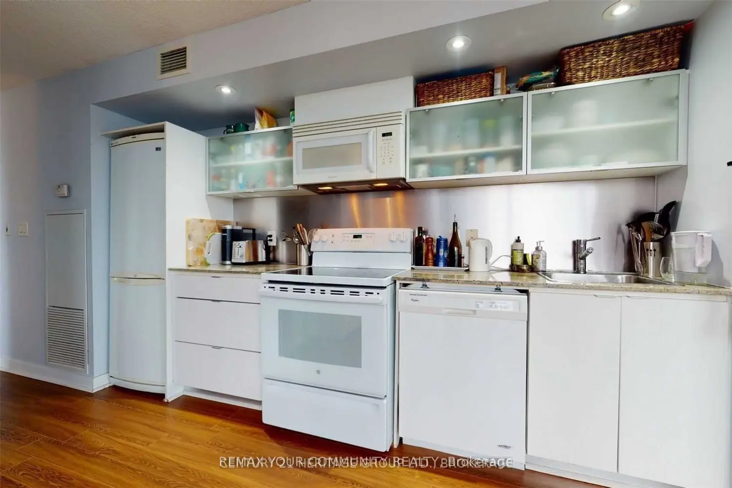 Additional image 14 of 4K Spadina Avenue 919