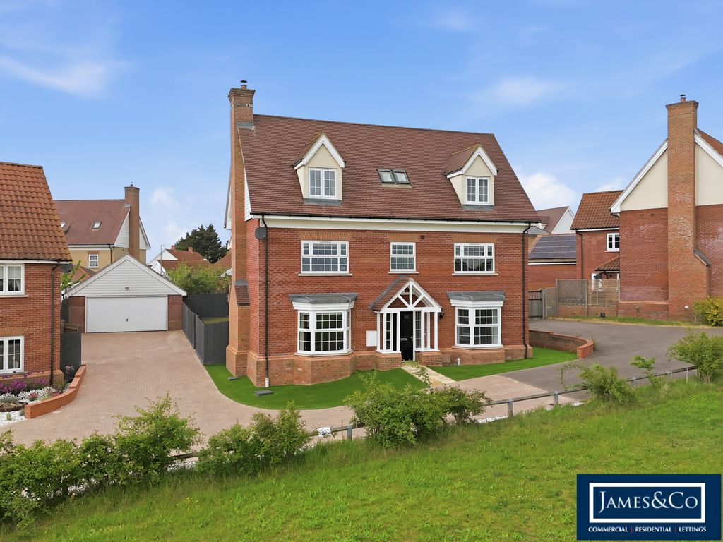5 bed detached house for saleFarm Close, Dunmow CM6