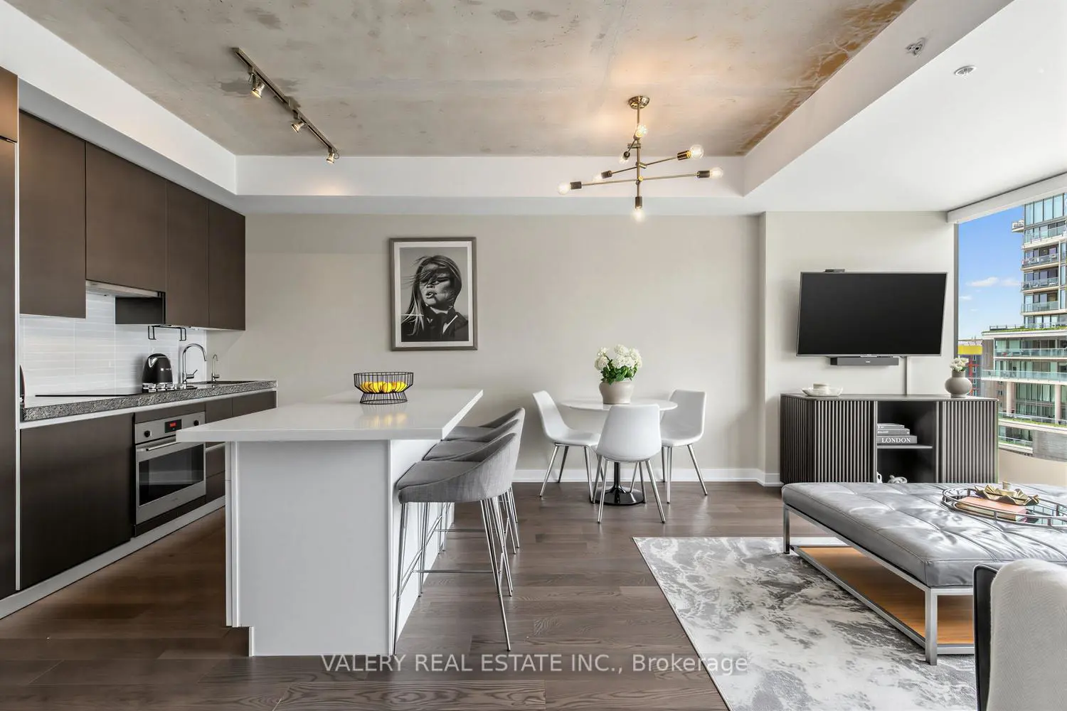 629 King Street 1022