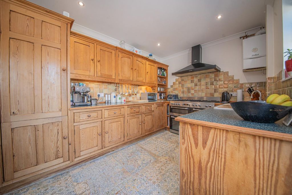 Additional image 3 of 4 bed terraced house for saleFriars Road, Eastleigh SO50