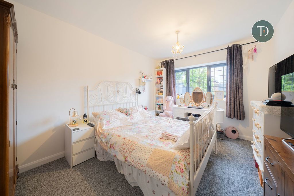 Additional image 9 of 5 bed detached house for saleChester Road, Great Sutton, Ellesmere Port CH66