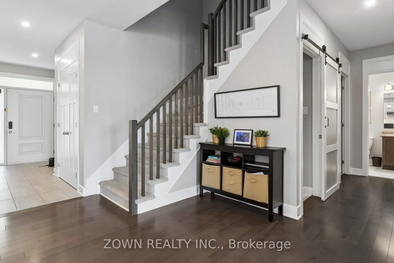 626 Sora Way photo 3