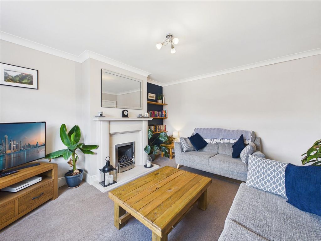 Additional image 3 of 3 bed semi-detached house for saleSalisbury Avenue, Dronfield S18