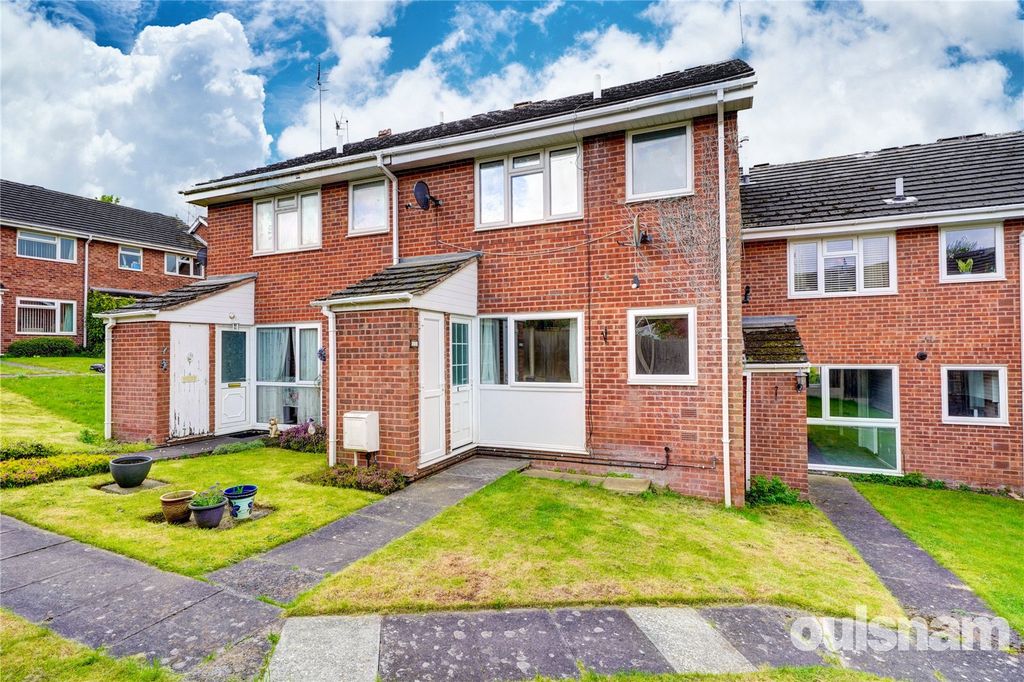 1 bed maisonette for saleArchers Close, Droitwich, Worcestershire WR9