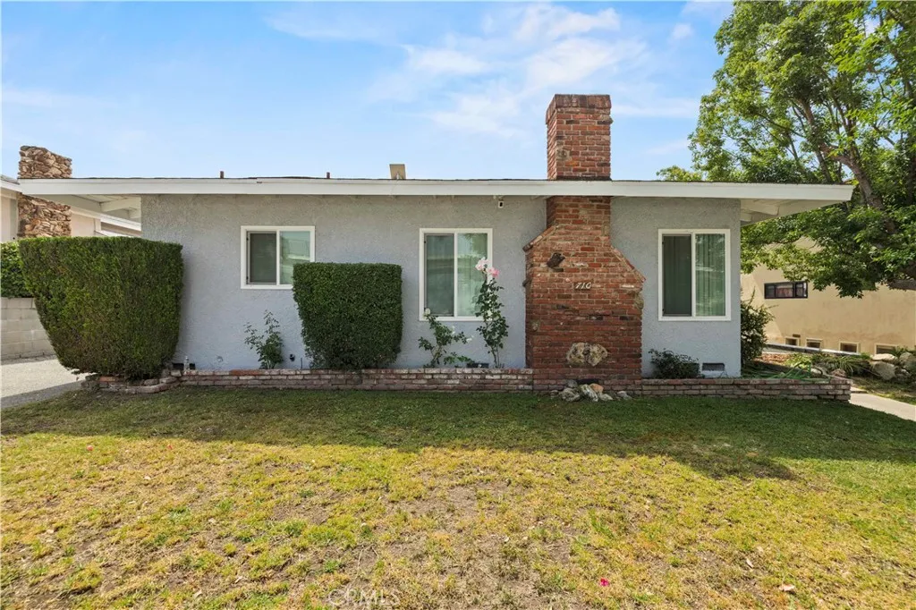 710 E Cedar Ave, Burbank, CA 91501 photo 2