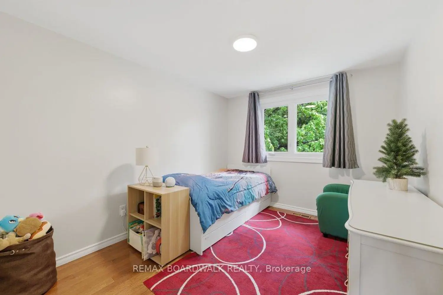 Additional image 4 of 4 Glen Park Drive