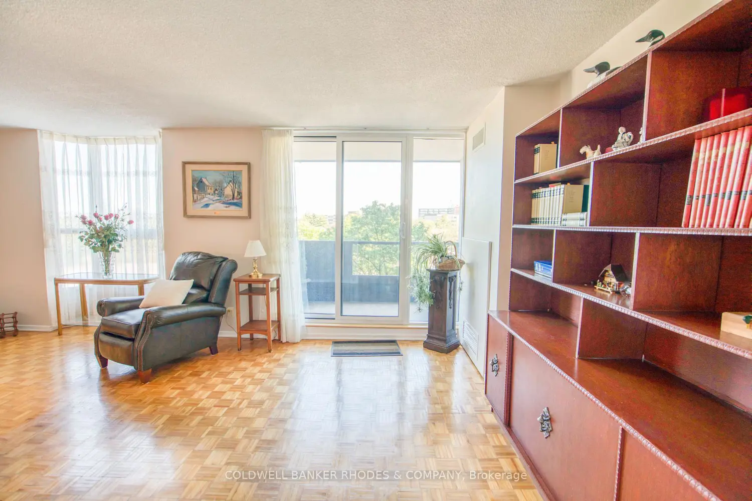 Additional image 7 of 2951 Riverside Drive 303