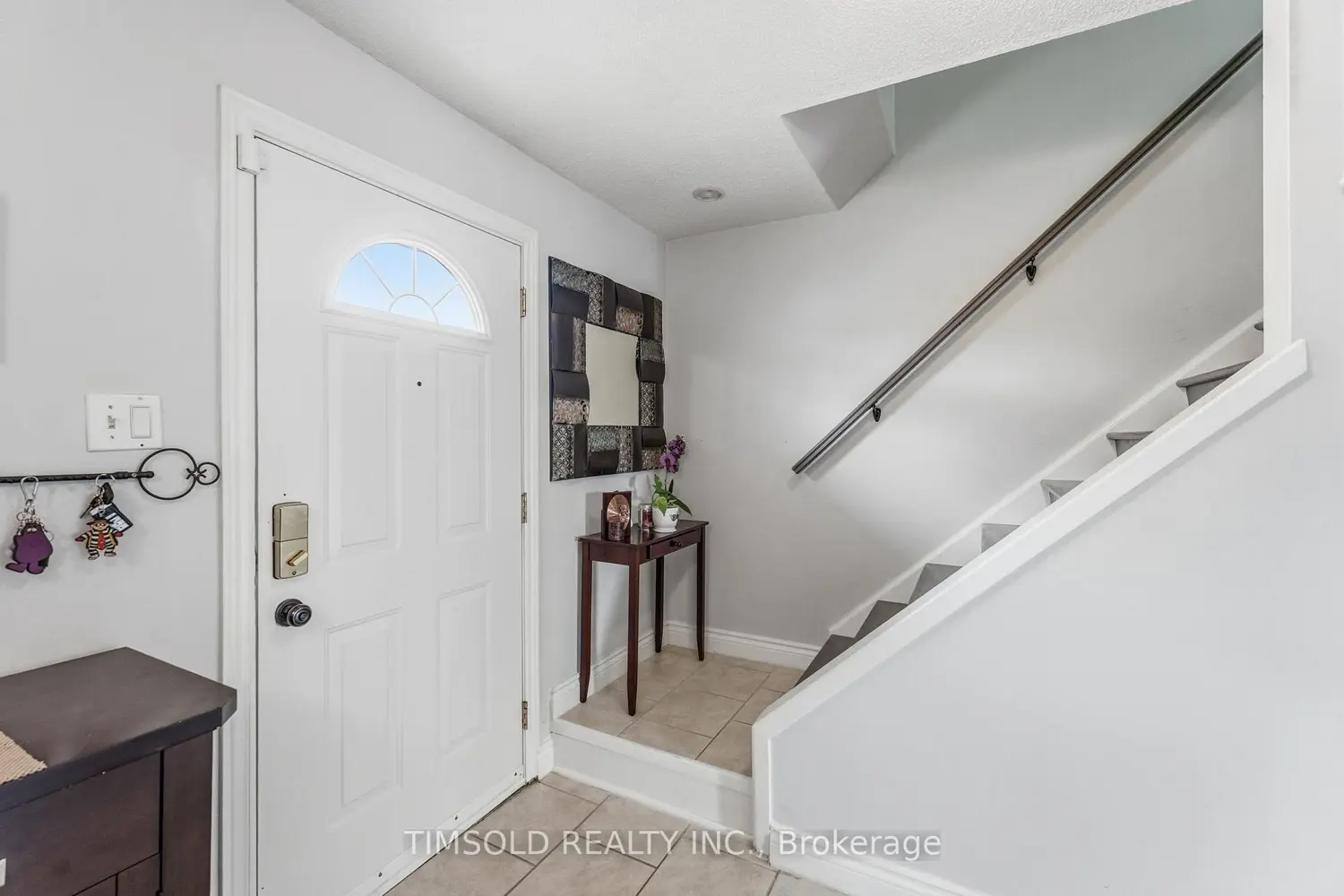 57 Hansen Road 29 photo 2