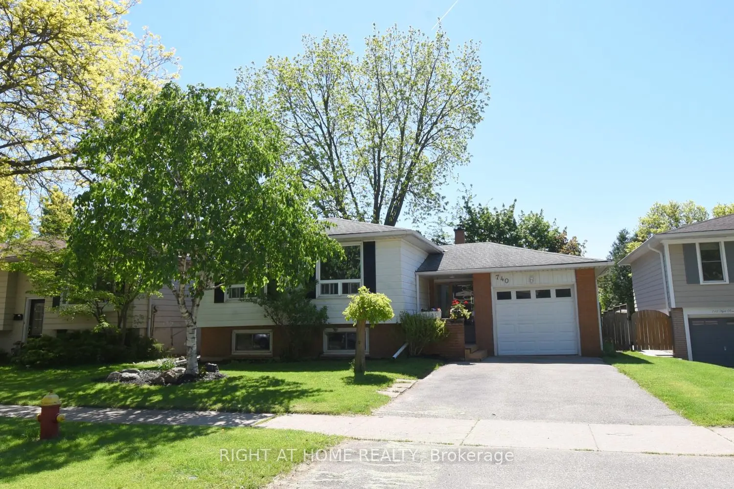 740 Hyde Road photo 3