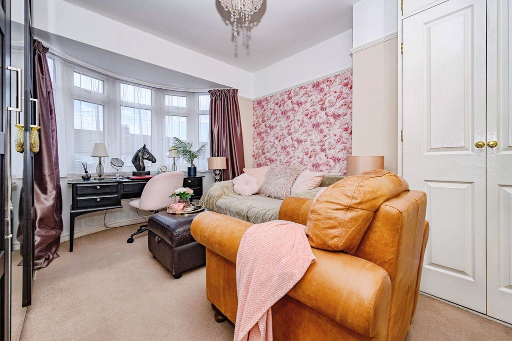 Additional image 11 of 3 bed terraced house for saleAllenby Avenue, Dunstable LU5