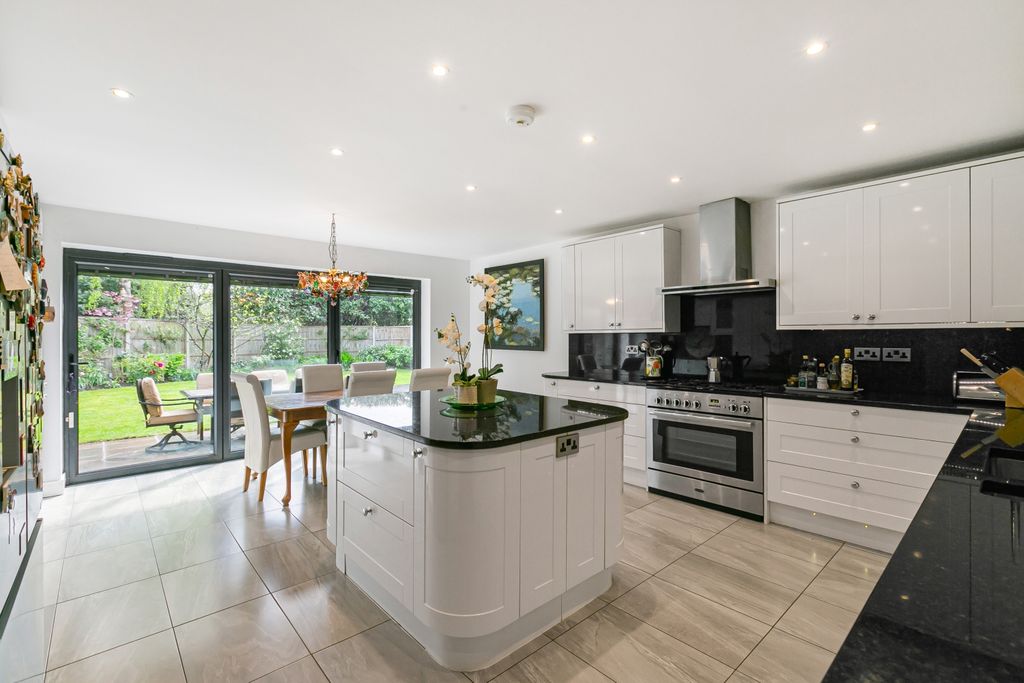 Additional image 8 of 5 bed detached house for saleAnners Close, Egham, Surrey TW20
