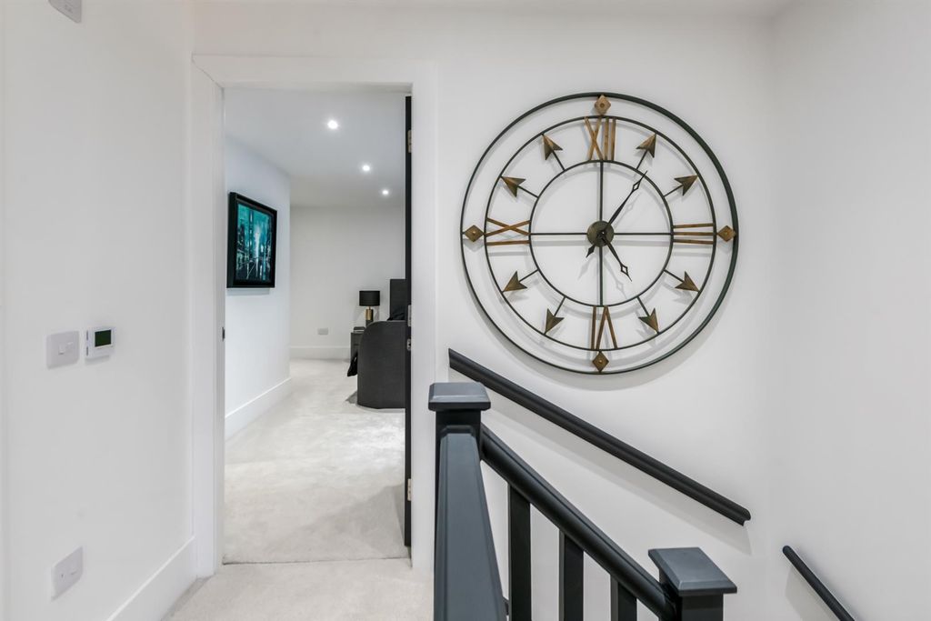 Additional image 23 of 3 bed town house for sale13A West Burnside, Dollar FK14