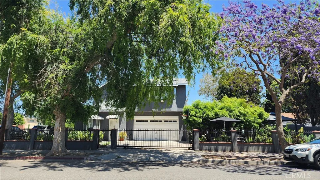 2298 Webster Ave, Long Beach, CA 90810