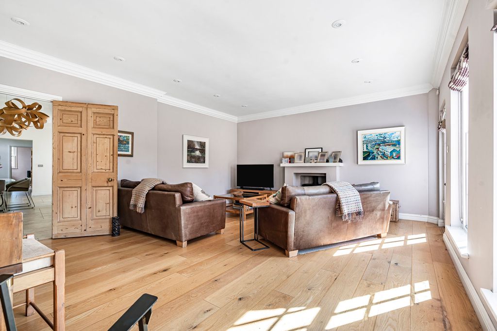 Additional image 11 of 5 bed semi-detached house for saleBarley Mow Road, Englefield Green, Egham, Surrey TW20