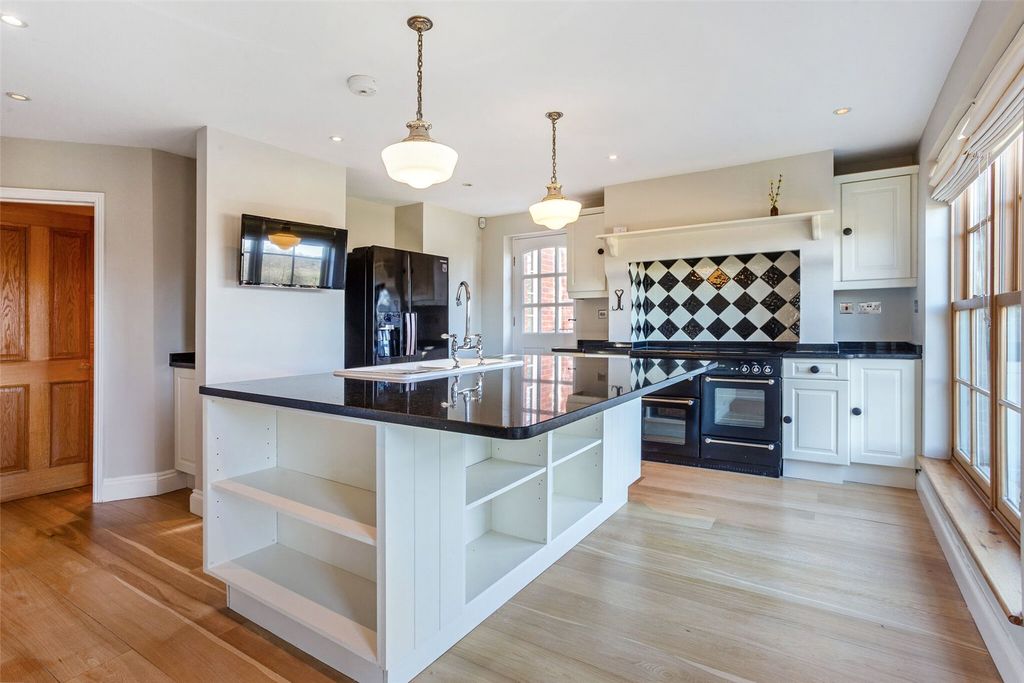 Additional image 22 of 5 bed detached house for saleNorthcroft Close, Egham TW20