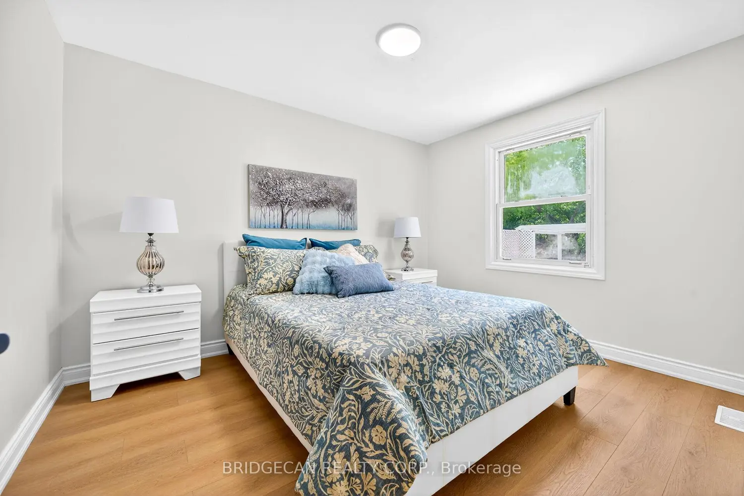 Additional image 13 of 82 East 38Th Street