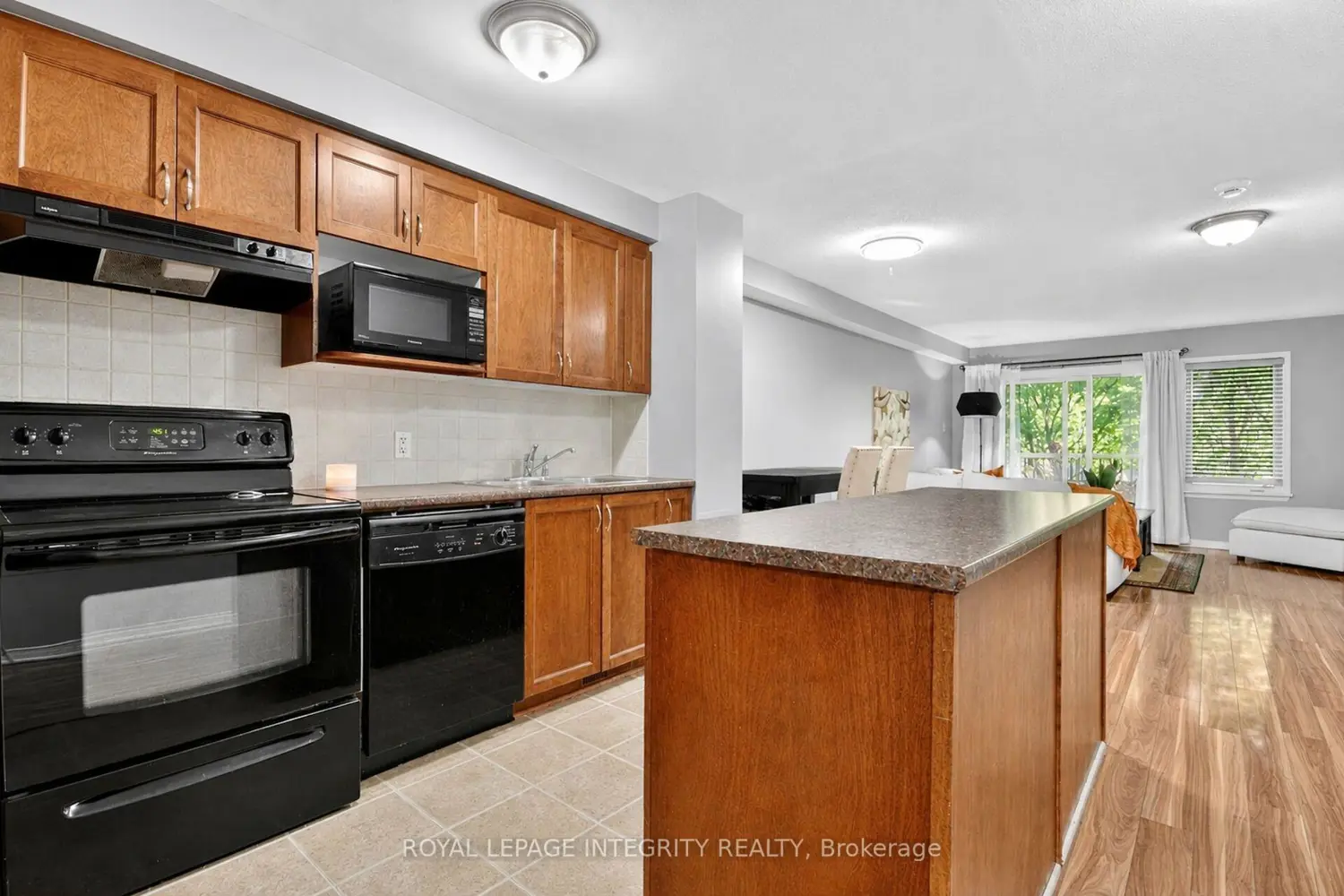Additional image 7 of 267 Keltie Private
