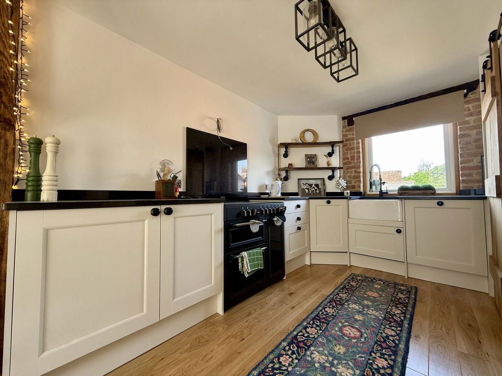 Additional image 3 of 1 bed flat for saleWorcester Road, Ledbury, Herefordshire HR8