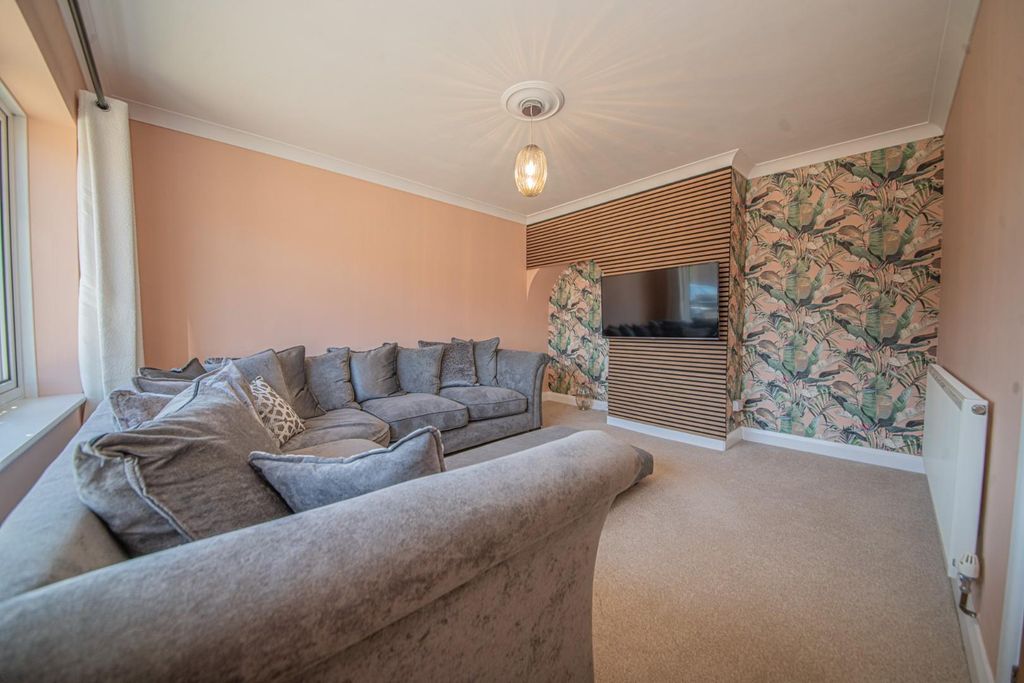 Additional image 2 of 4 bed terraced house for saleFriars Road, Eastleigh SO50