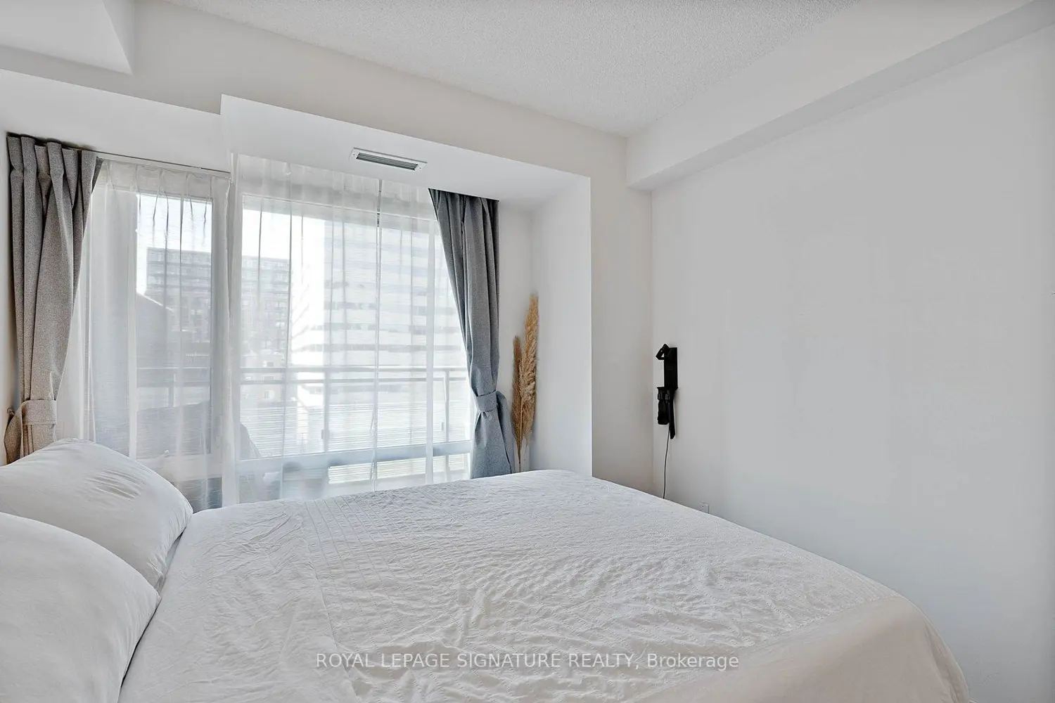 Additional image 9 of 525 Adelaide Street 710