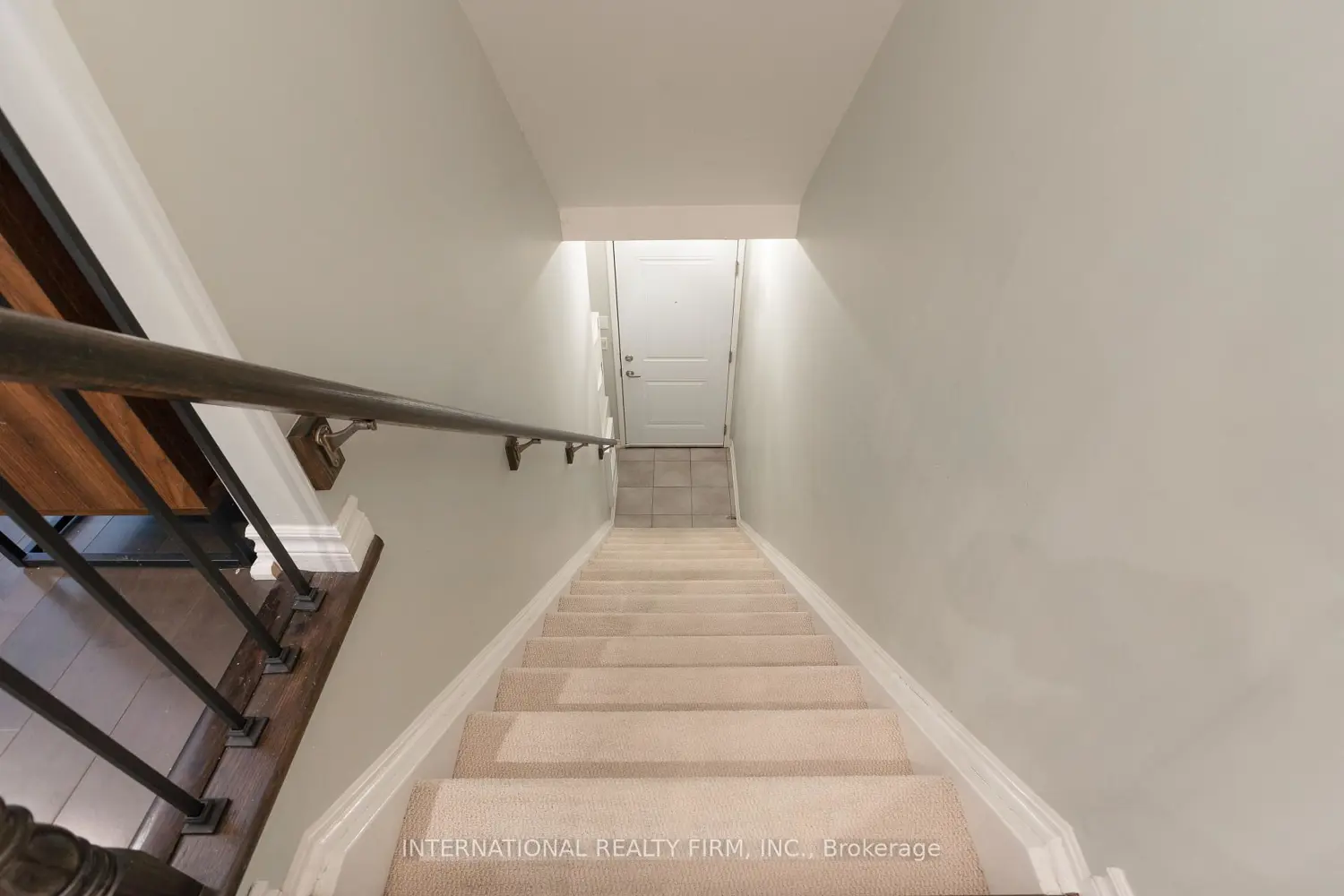 Additional image 18 of 30 Carnation Avenue 99