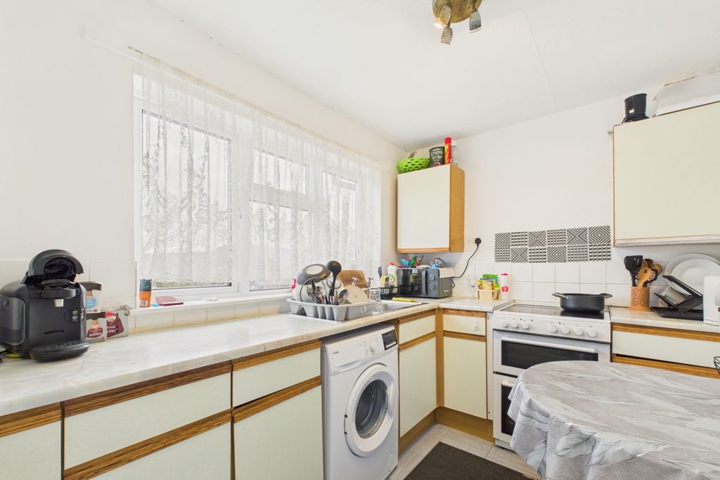 Additional image 4 of 1 bed flat for saleRiver View, Ross-On-Wye, Herefordshire HR9