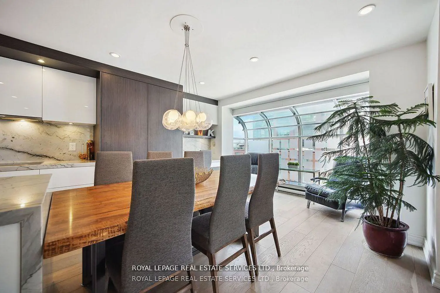 Additional image 8 of 480 Queens Quay 601