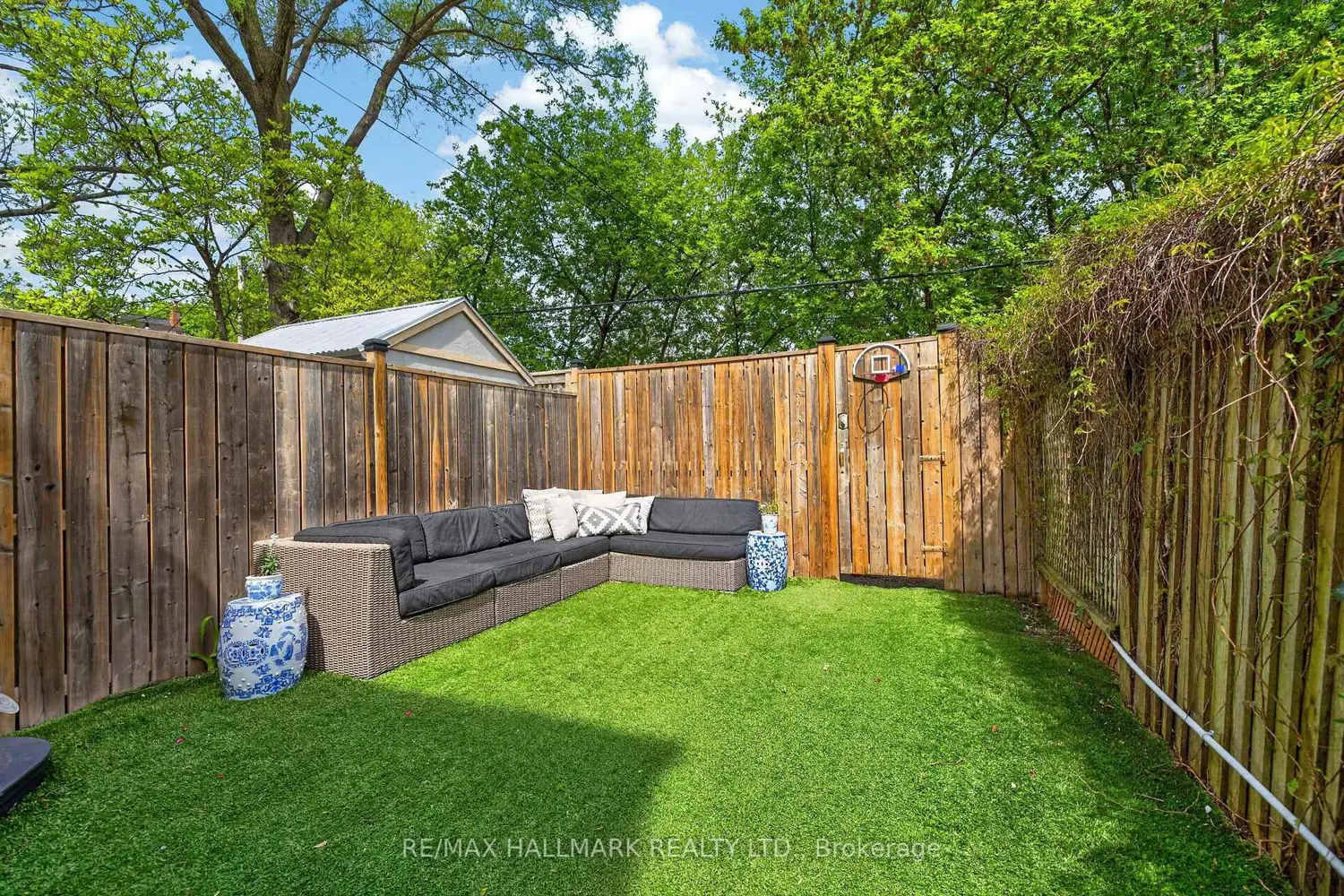 Additional image 15 of 75 Tiverton Avenue