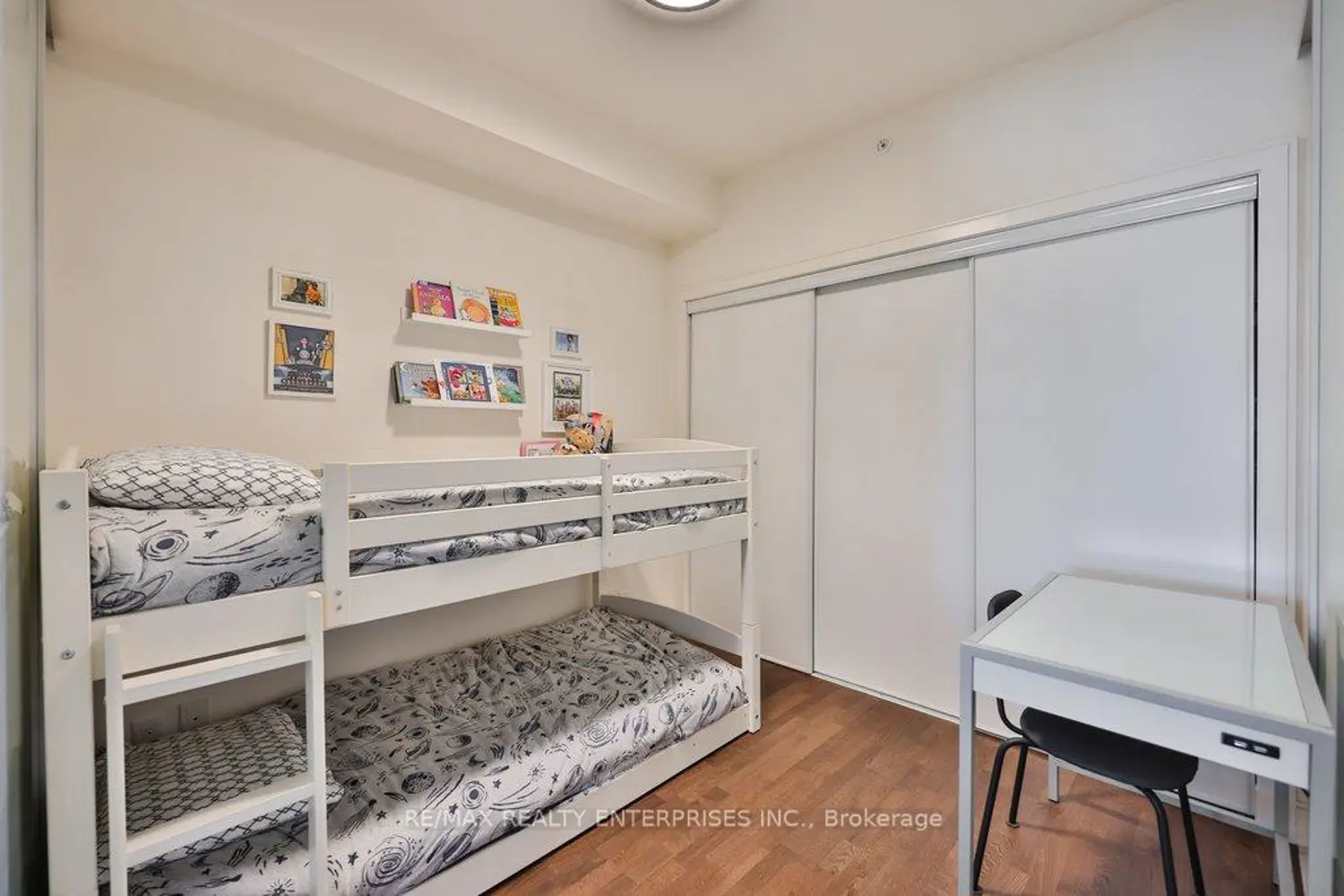 Additional image 17 of 1575 Lakeshore Road 222