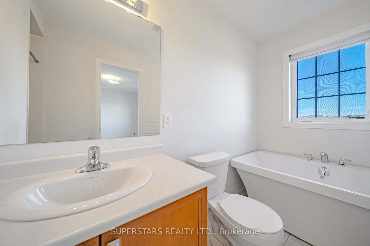 Additional image 16 of 2408 Angora Street