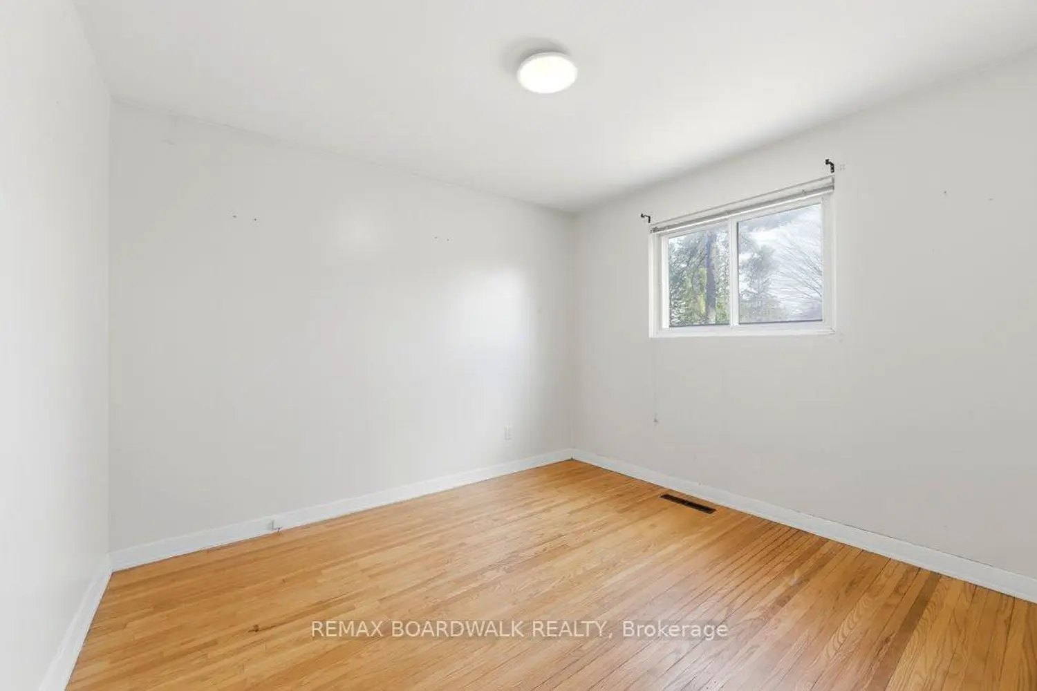 Additional image 9 of 1279 Adirondack Drive