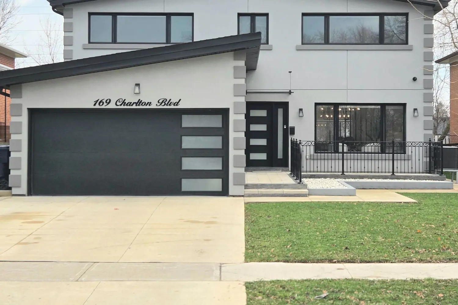 Additional image 20 of 169 Charlton Boulevard