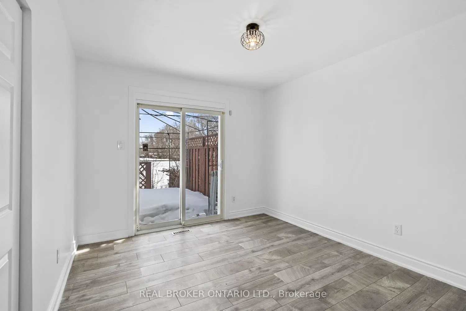 Additional image 10 of 11 Cathcart Crescent