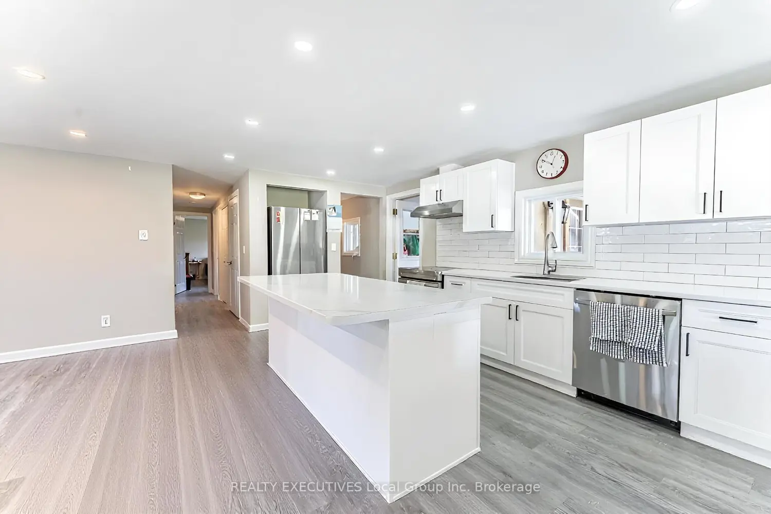 29 Dubeau Street photo 5