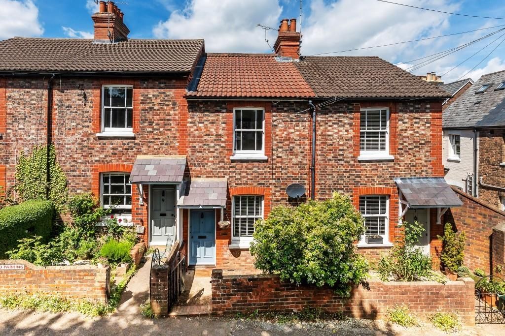 2 bed terraced house for saleDene Street Gardens, Dorking RH4