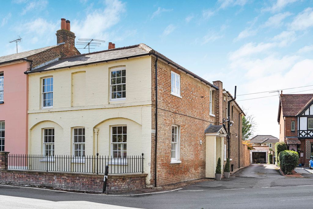 Additional image 33 of 5 bed semi-detached house for saleBarley Mow Road, Englefield Green, Egham, Surrey TW20