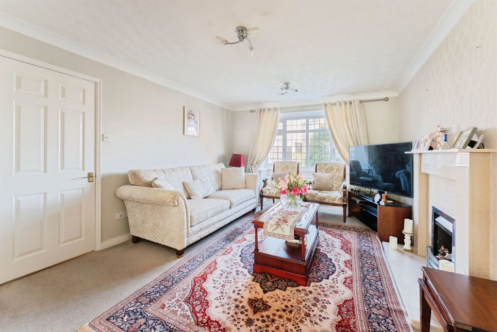 Additional image 2 of 4 bed detached house for saleBeechwood Drive, Great Sutton, Ellesmere Port CH66