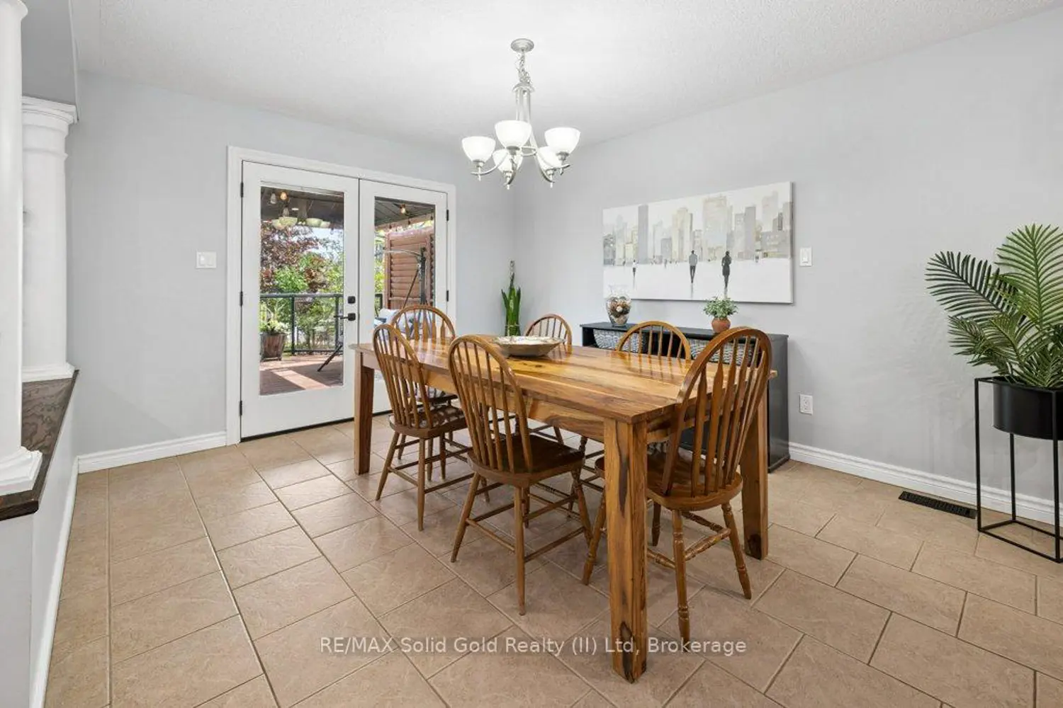 366 Townsend Drive photo 3