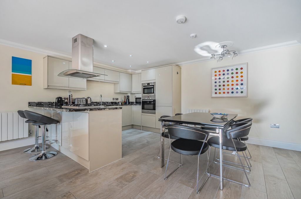 3 bed flat for saleHolcombe Drive, Holcombe, Devon EX7 photo 5