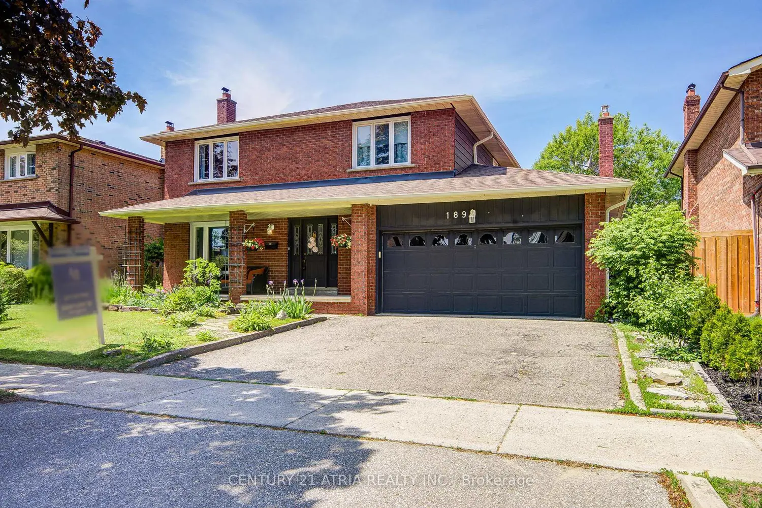 189 Louis Drive photo 2