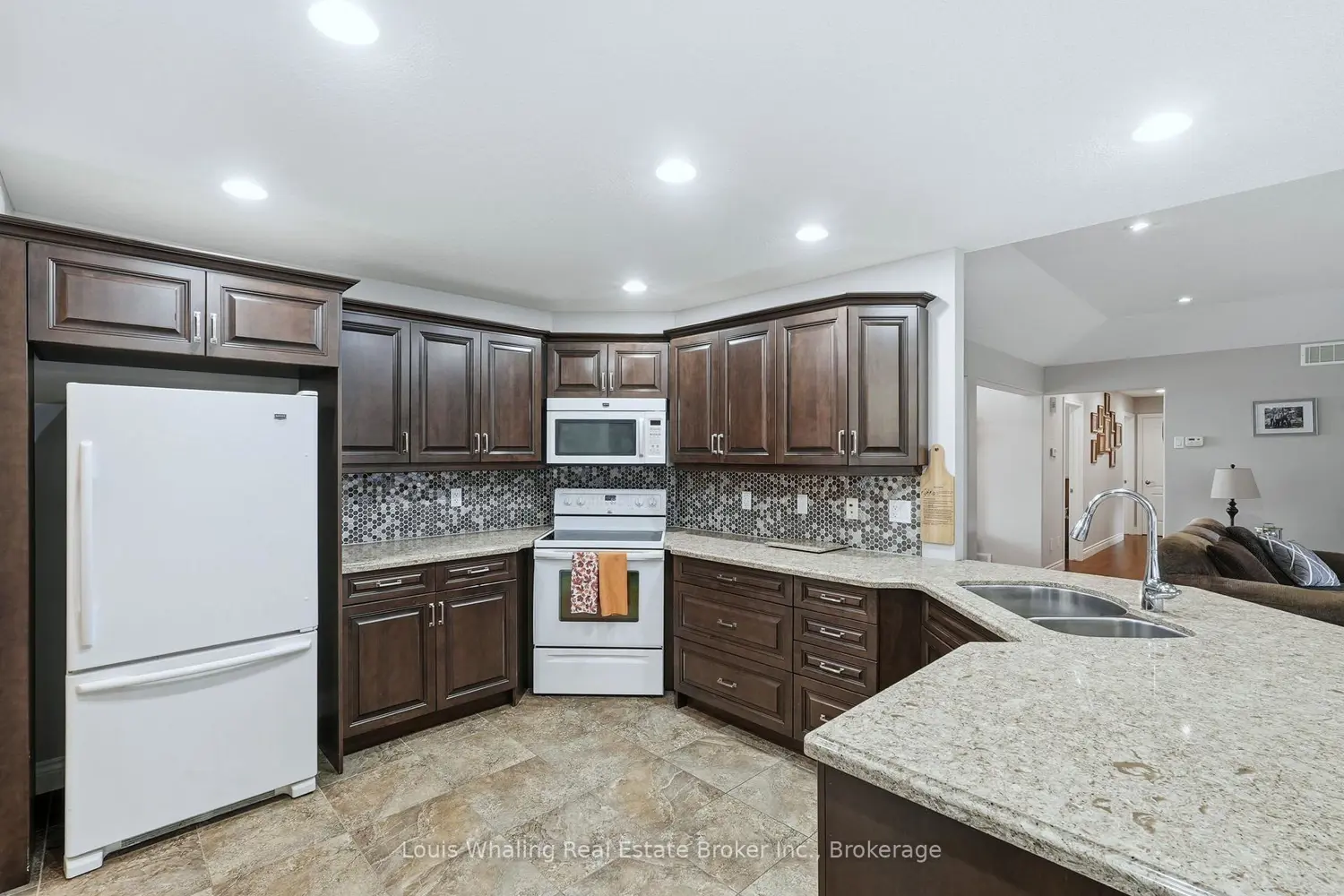 Additional image 7 of 405 2Nd Street