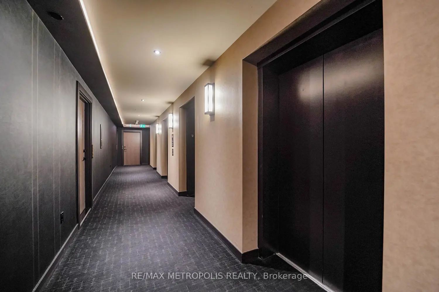 Additional image 10 of 55 Charles Street 1203