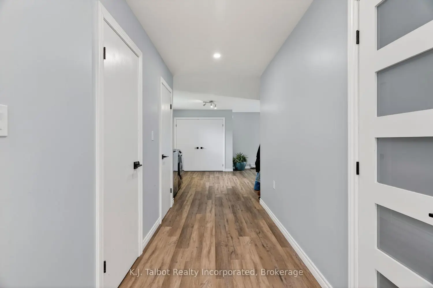 Additional image 8 of 441 Coombs Street