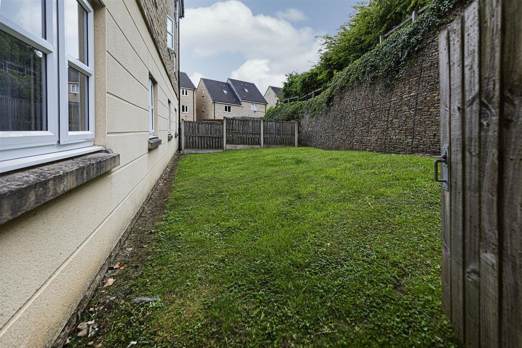 Additional image 26 of 2 bed flat for saleTennyson Avenue, Lindley, Huddersfield HD3