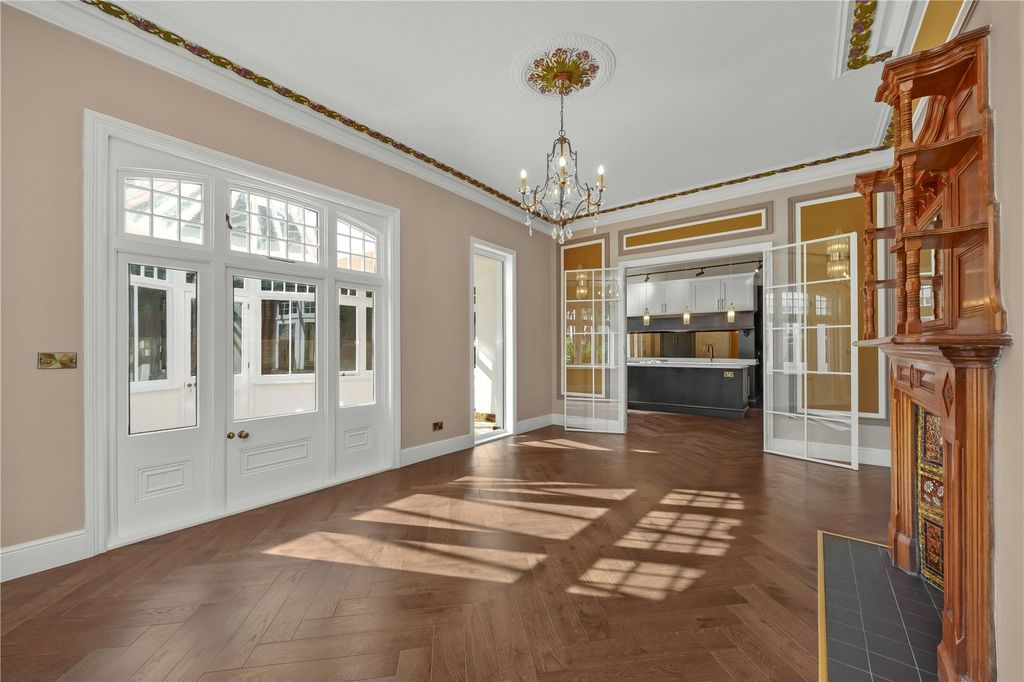 Additional image 5 of 6 bed detached house for saleBeauchamp Road, East Molesey, Surrey KT8