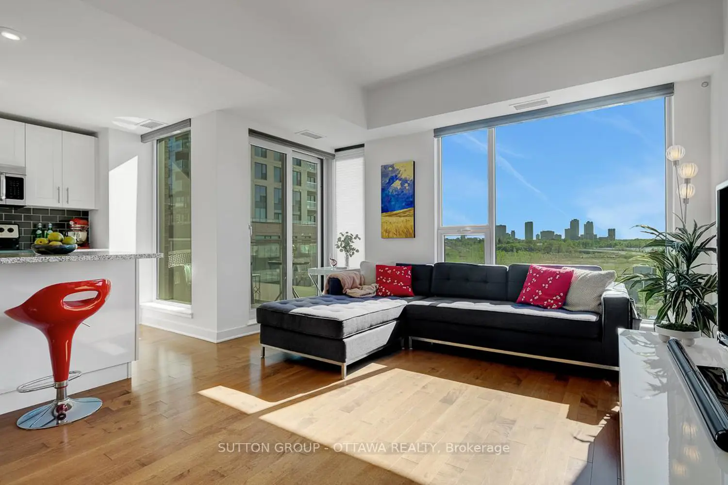 300A Lett Street 614 photo 4