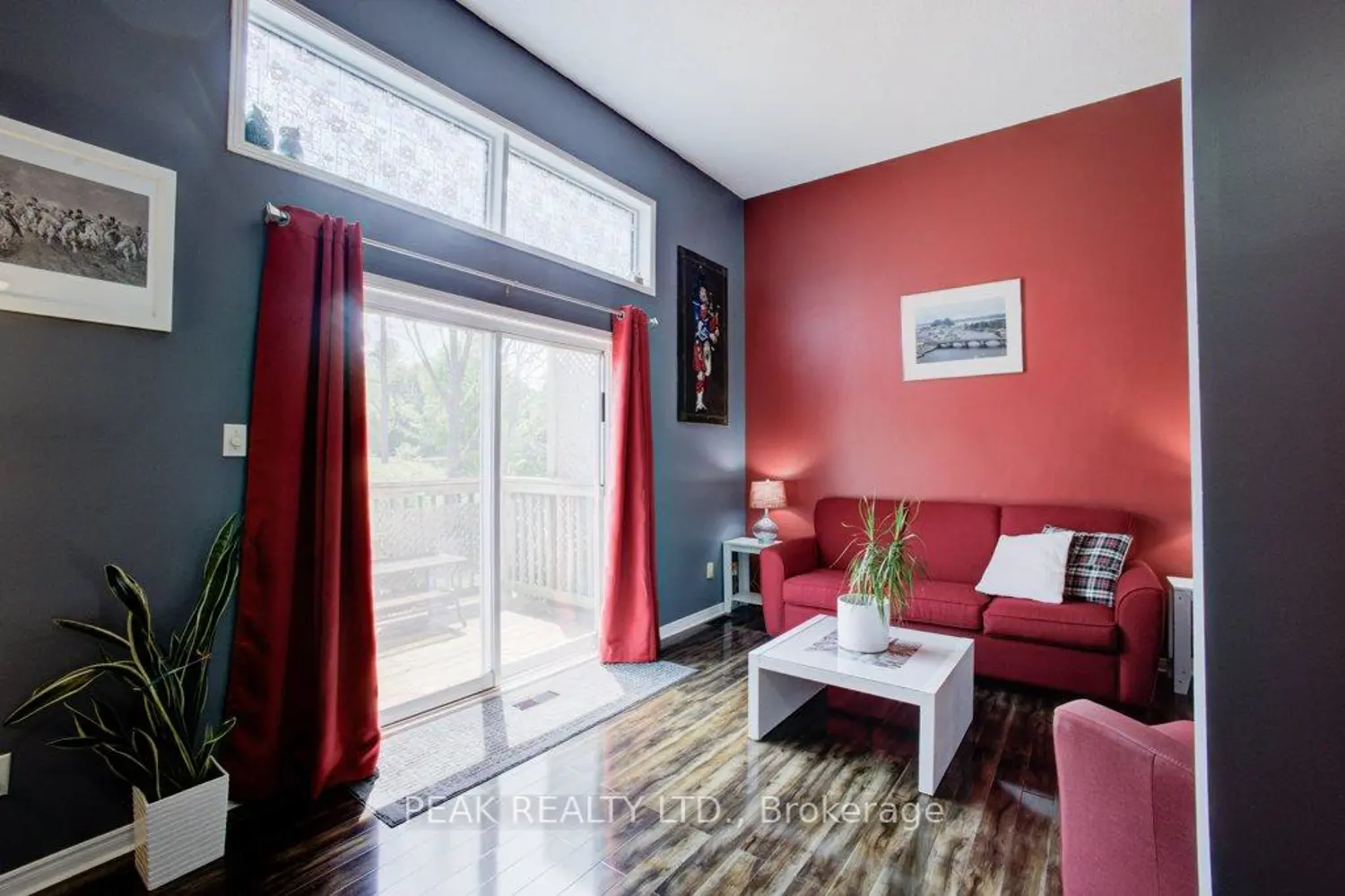 1085 Queens Boulevard 13 photo 5