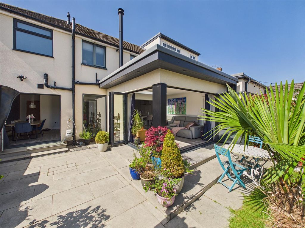 Additional image 21 of 3 bed property for saleHilltop Road, Dronfield S18