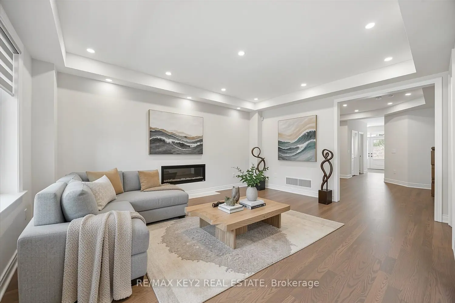 Additional image 3 of 2484 Florentine Place